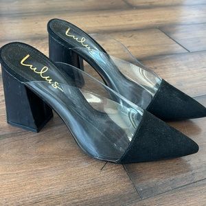 Pointed toe kitten heels